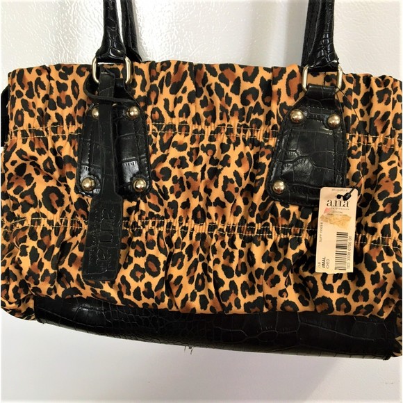 ANA Leopard Print Handbag - Picture 3 of 8